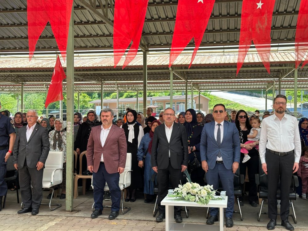 Ayvacık Halk Eğitim Merkezi’nden Renkli Bir Gün.