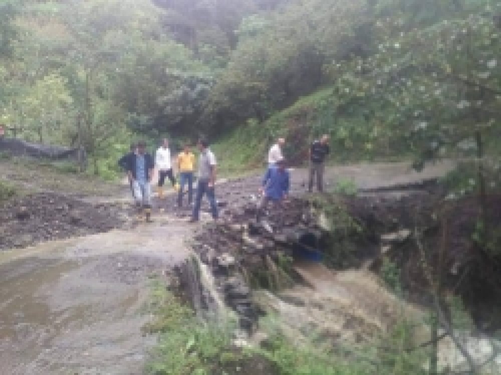 İlçemizde Yoğun Yağış Sonrası Yaralar Sarılıyor