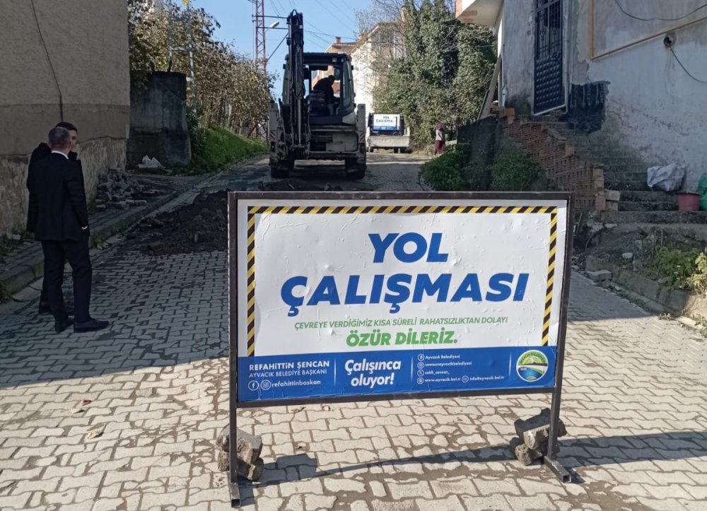 KONU YOL OLUNCA DURAMIYORUZ